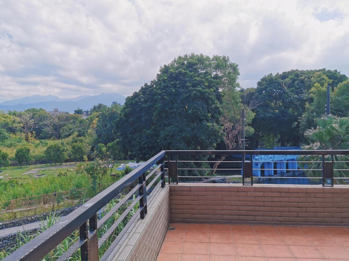 Yilan Beitou No.117 Bed & Breakfast Luodong Exterior photo